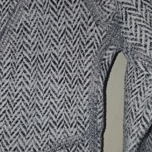 Old Navy herringbone fitted zip up - Picture 7 of 16